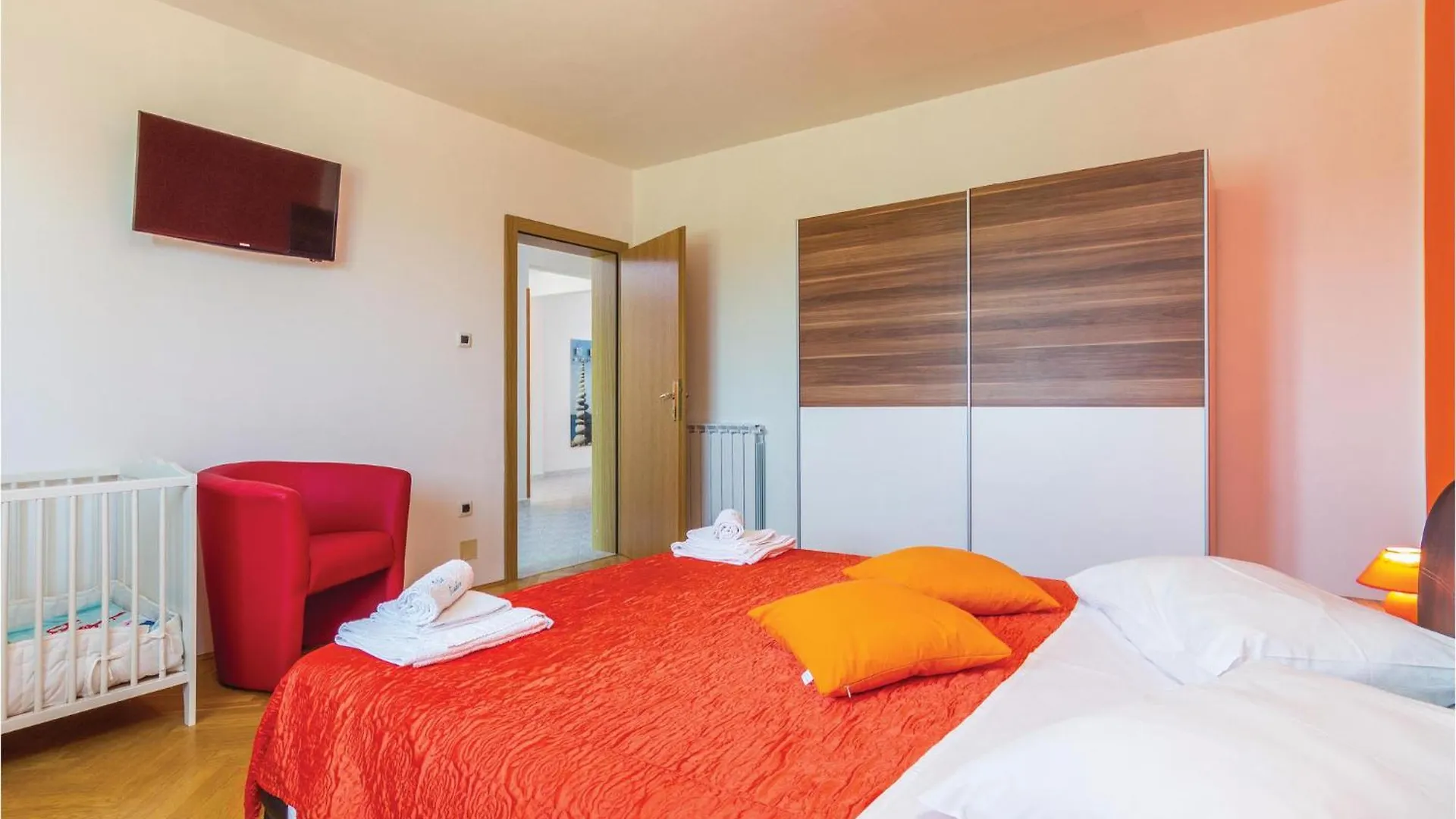 Gorgeous Home In Sumber With Sauna Vikendica
